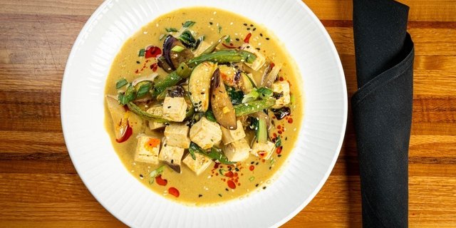 Thai Sunrise Curry