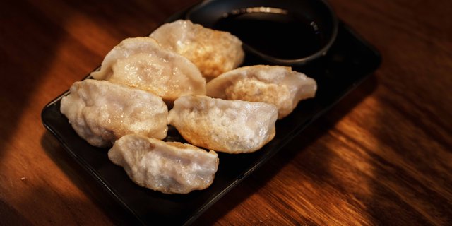 Pan-Fried Pork & Chives Dumplings