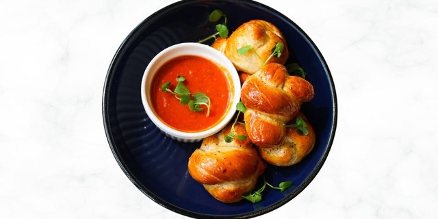 Garlic Knots