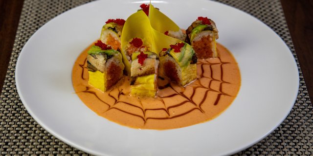 Maki Deluxe Rolls