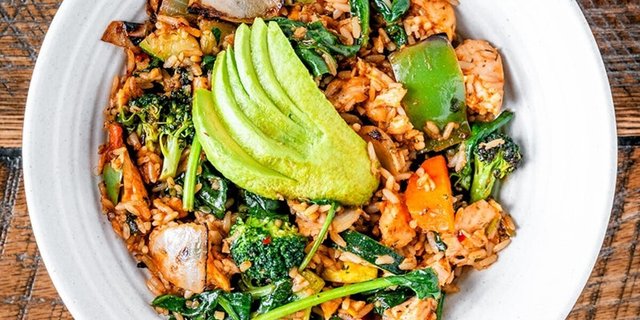 Sweet & Spicy Salmon Rice Bowl