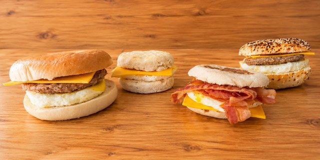 Classic Breakfast Sandwich Tray