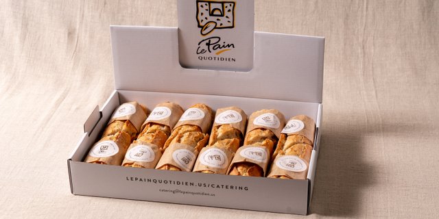 Small Baguette Sandwiches Tray