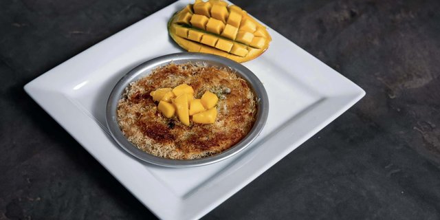 Mango Kunafa