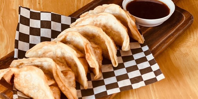 Pot Sticker