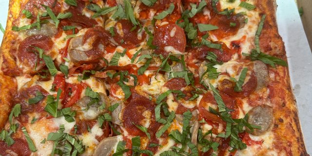 Buccieri’s Special Sicilian Pizza