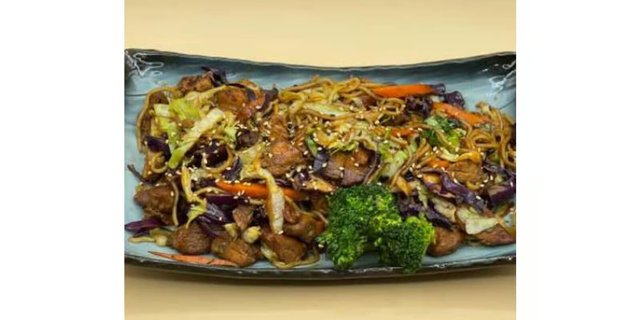 Chicken Yakisoba