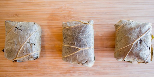 Sticky Rice Wrapped Lotus Leaf (pork)