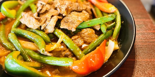 F7. Phad Prik Khing