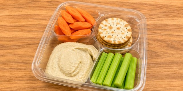 Veggies & Hummus