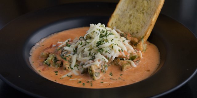 Spinach Ziti Bellalinda Tray