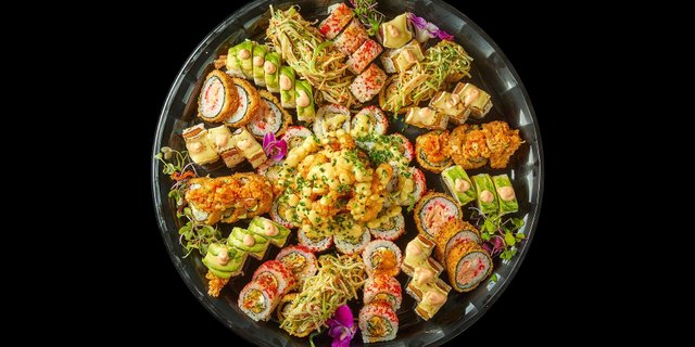 8-Rolls Platter