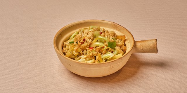 Stir-Fried Cauliflower W/ Double Chili