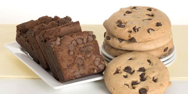 Gluten-Free Assorted Pastry Box