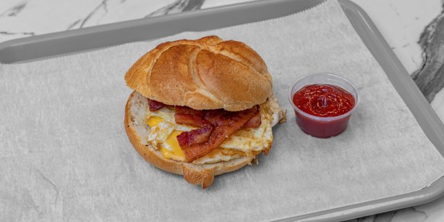 Egg & Bacon Sandwich