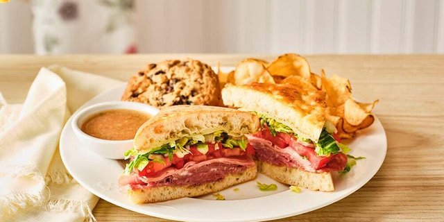 Italian Sandwich Boxed Lunch