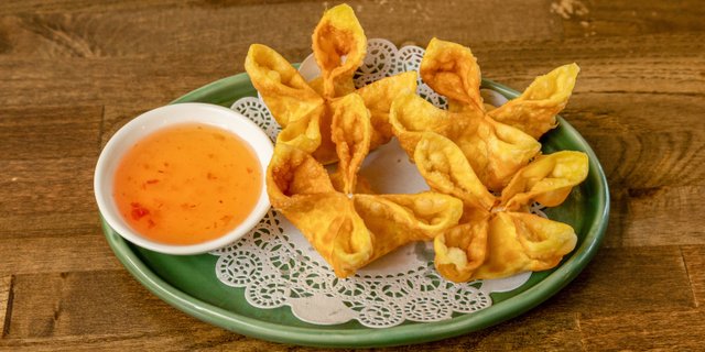 Crab Rangoon (4 Pieces)