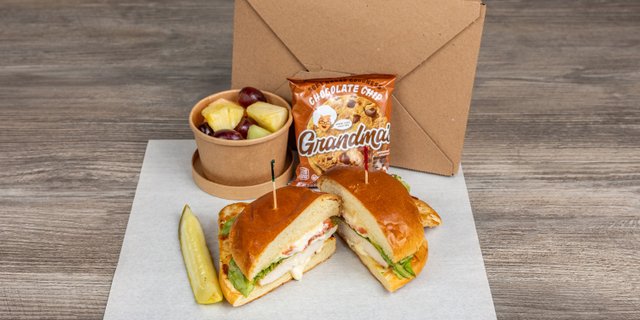 Grilled Chicken Chipotle Sandwich Boxed Lunch