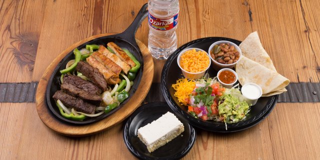Sizzling Fajitas La Bodegas Boxed Lunches