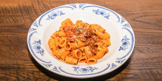 Rigatoni & Spicy Sausage
