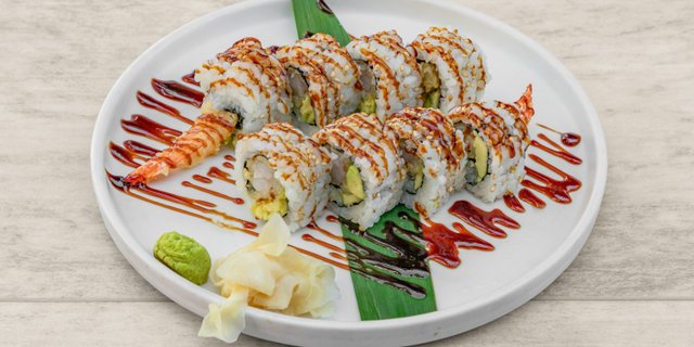 Spicy Tempura Roll Tray