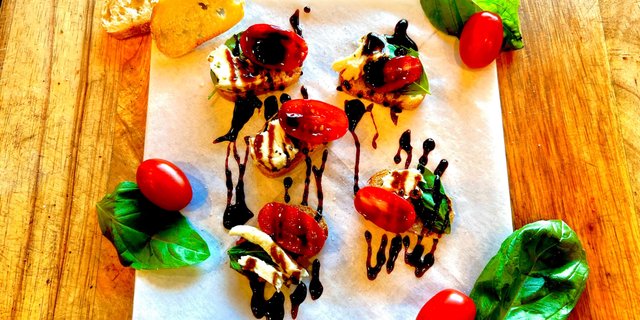 Caprese Bites