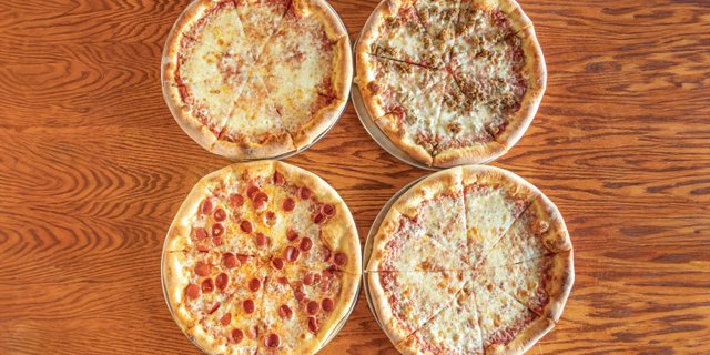 4 Pie Classic Pizza Package