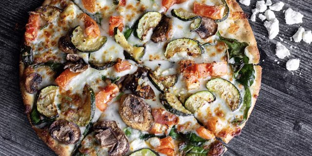 MacKenzie River Thin Crust Pizza