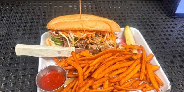 Duck Banh Mi