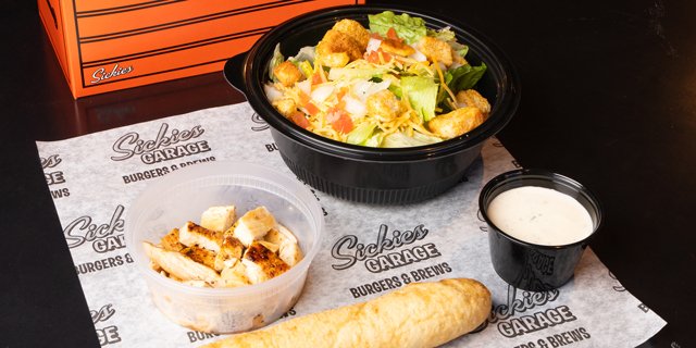 House Salad w/ Grilled Chicken Box
