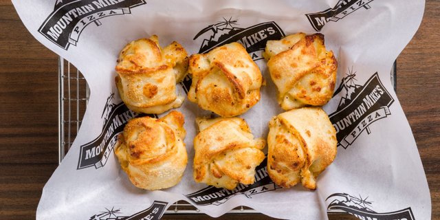 Garlic Not-Knots