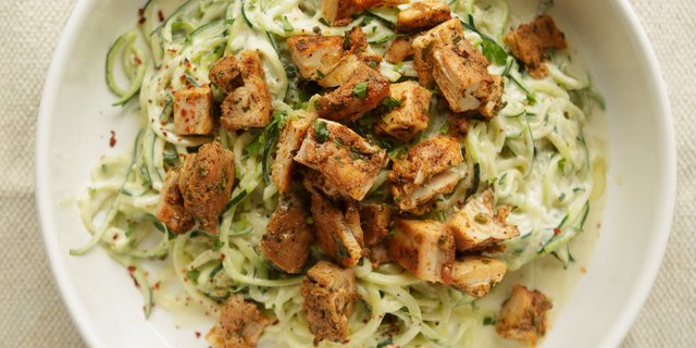 GF Chicken Alfredo Zoodle
