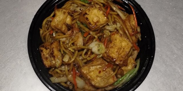 Tofu Lo Mein