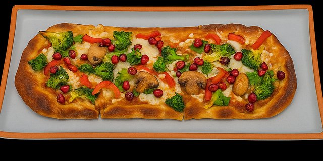 Mediterranean Veggie Flatbread