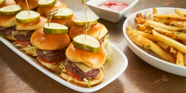 Americana Burger Sliders