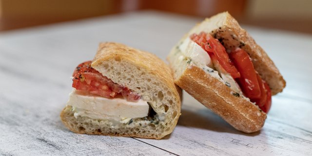 Fresh Mozzarella Sandwich