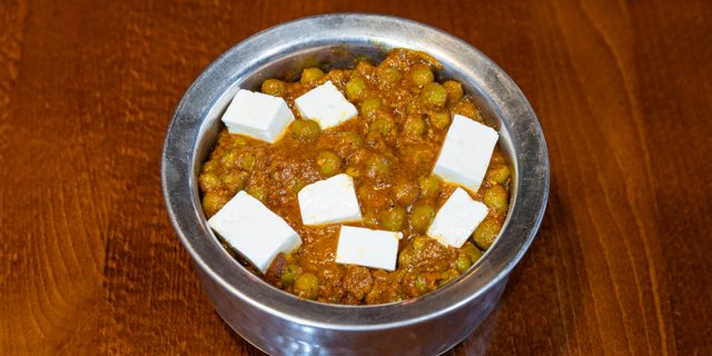 Mutter Paneer