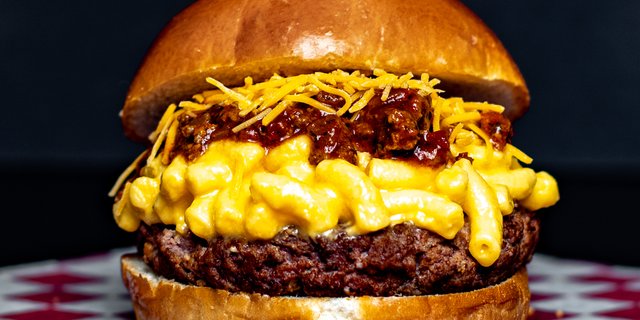 Chili Mac Burger