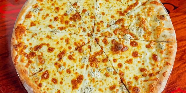 Formaggio Pizza