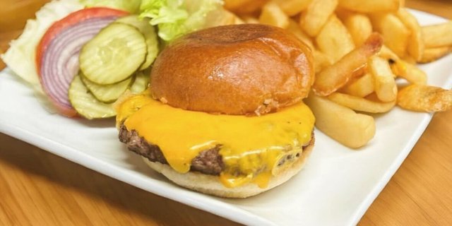 Cheeseburger Deluxe