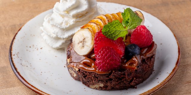 Brulee’d Banana Brownie