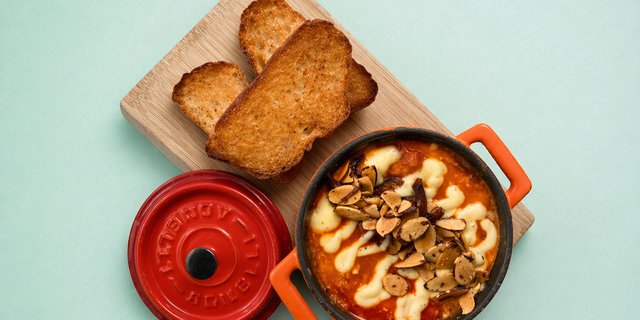 Cast Iron Baked Eggs