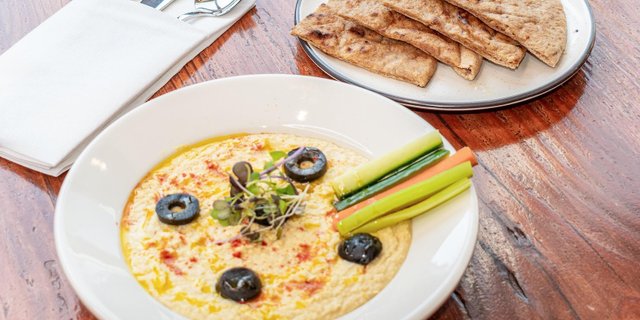 Hummus