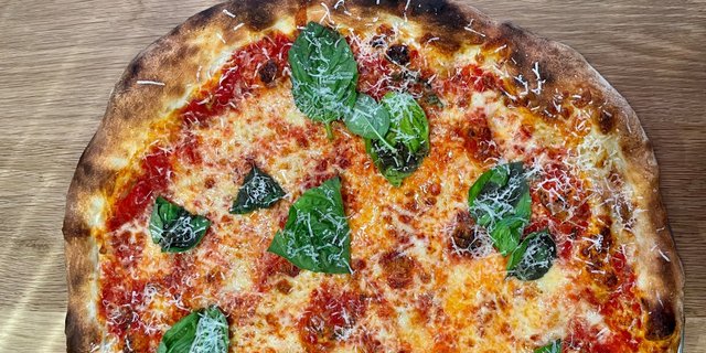 Classico Pizza