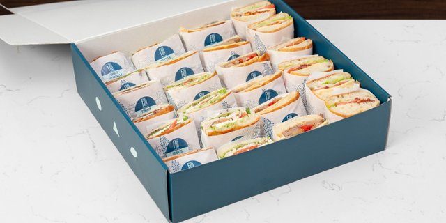 Sandwich Lunch Tray