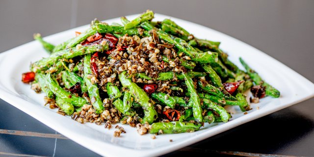 Stir-Fried String Beans