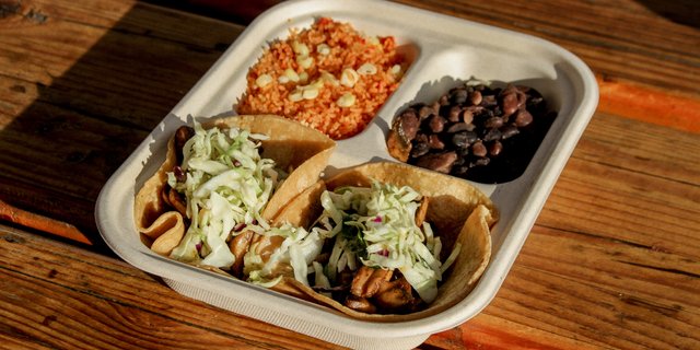 Mushroom Asada Tacos Combo