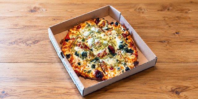 Cauliflower Gluten-Friendly - Build-Your-Own Pizza