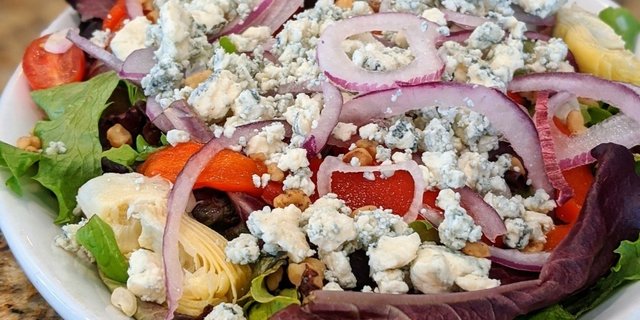 Gorgonzola Cheese Salad