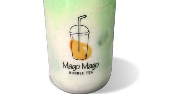 Coconut Smoothie w/ Pandan Milk Foam